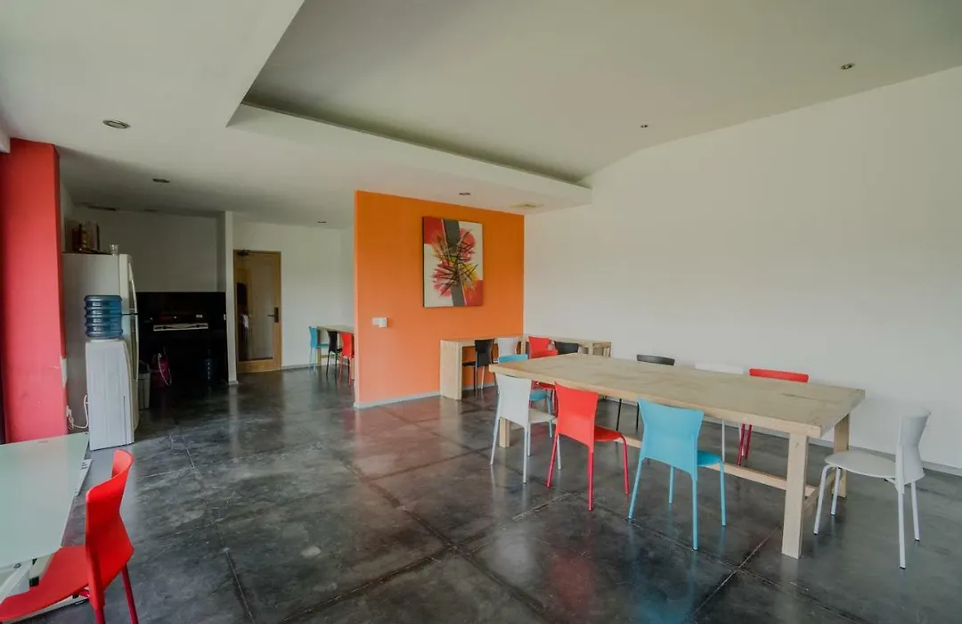 Cozy Bobo Hostel-1