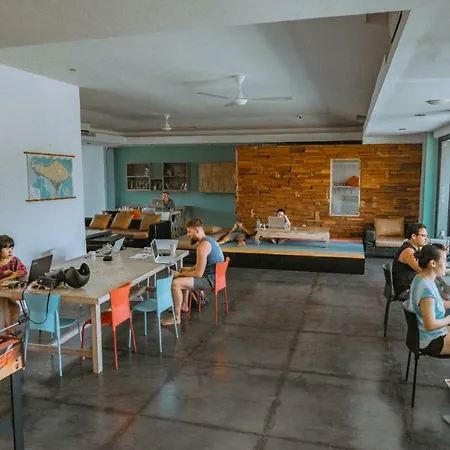 Cozy Bobo Hostel-3